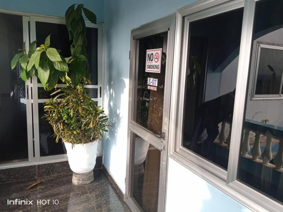 Janman Elizz Guest House מראה חיצוני תמונה