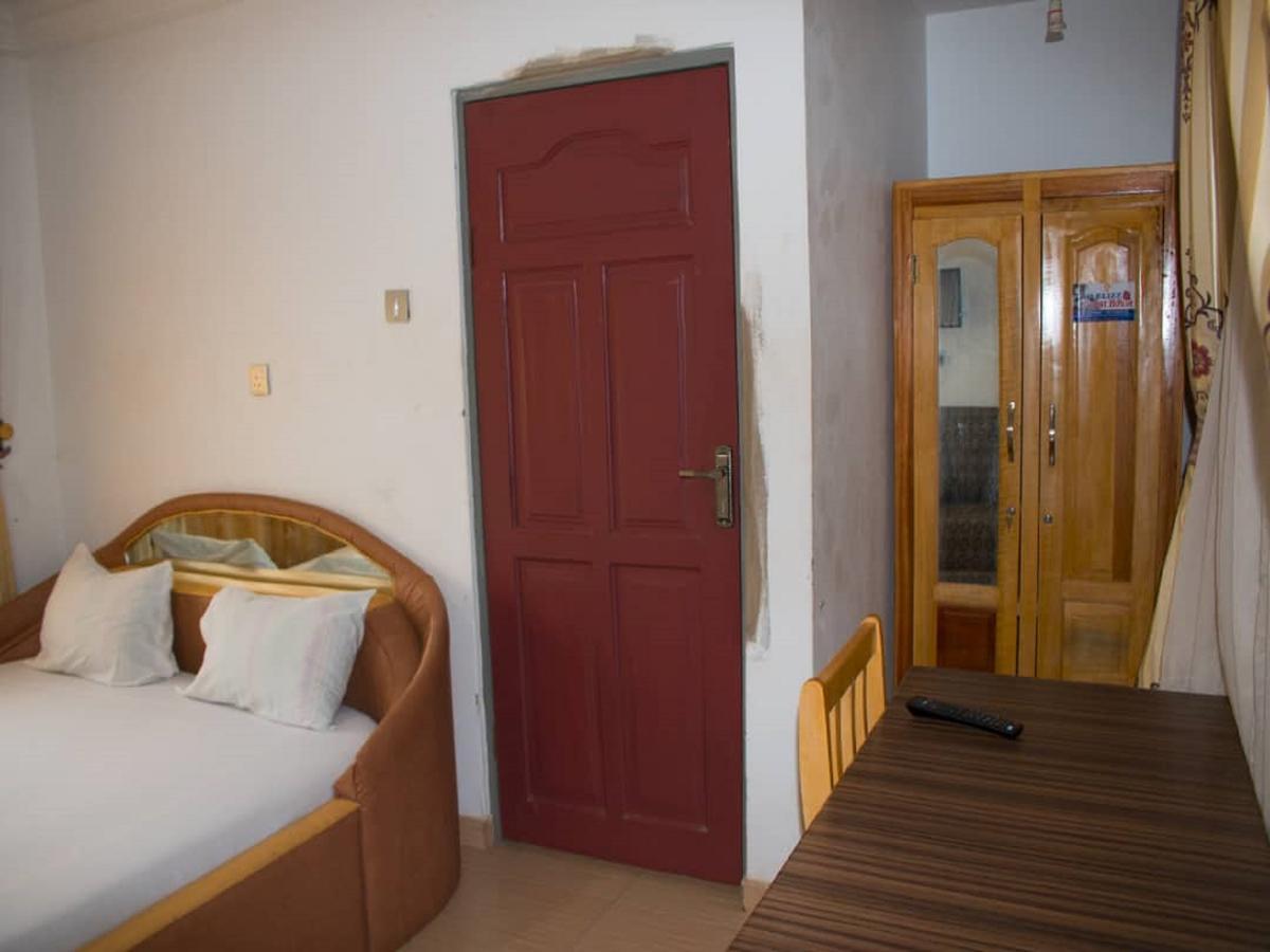 Janman Elizz Guest House מראה חיצוני תמונה